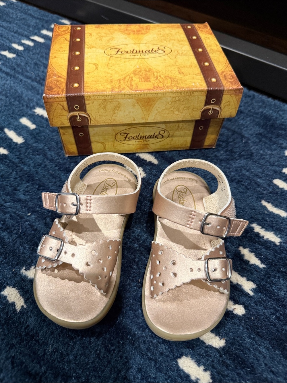 FootMates Girls Shimmery Rose Gold Waterproof Sandals